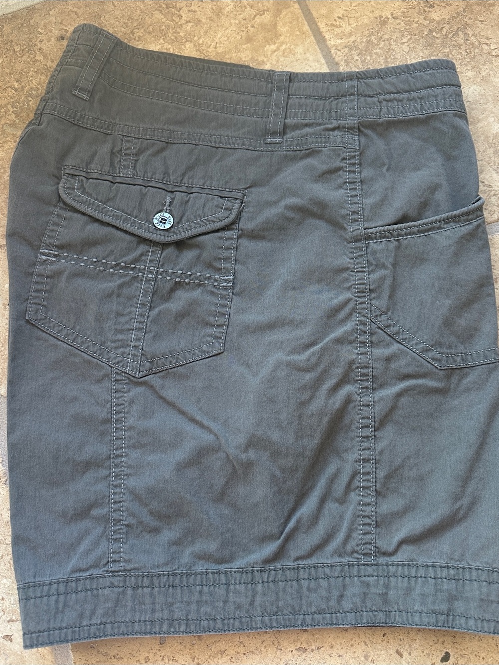 Kuhl Women's Shorts in Charcoal Gray 6” inseam